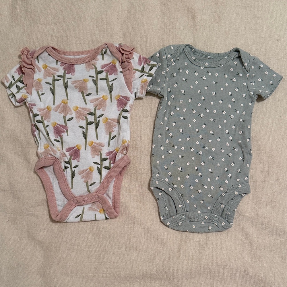 Pair of Adorable Newborn Daisy Floral Onesies